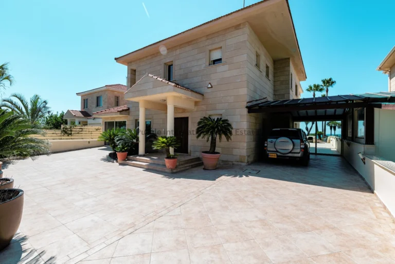4 Bedroom House for Sale in Kiti, Larnaca District