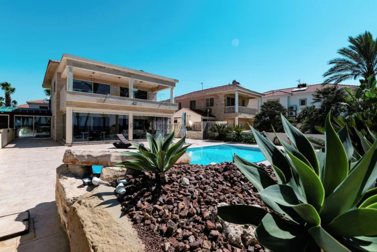 4 Bedroom House for Sale in Kiti, Larnaca District