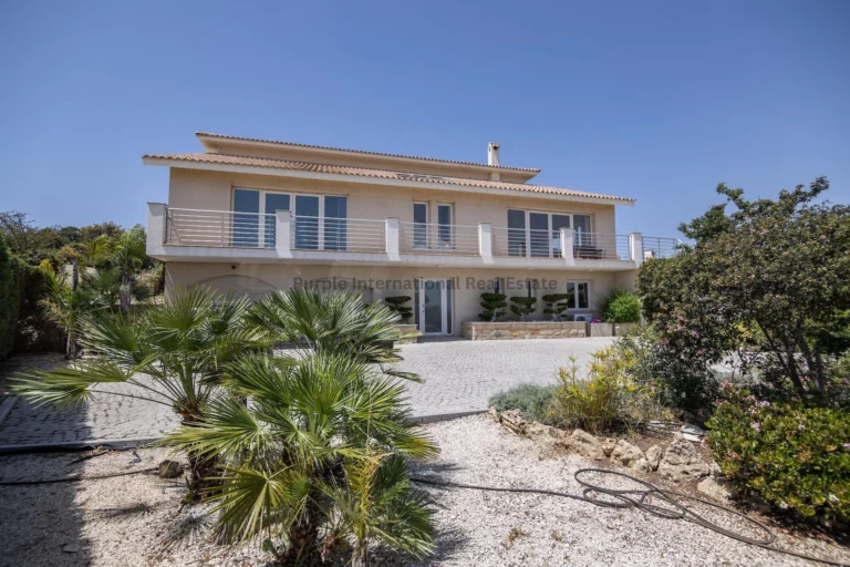 5 Bedroom House for Sale in Maroni, Larnaca District