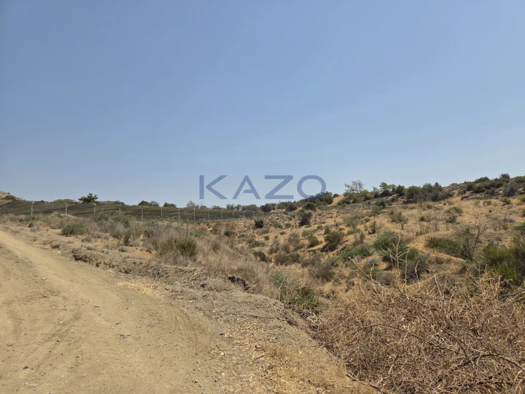 13,445m² Plot for Sale in Monagroulli, Limassol District
