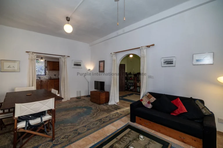 2 Bedroom House for Sale in Tochni, Larnaca District