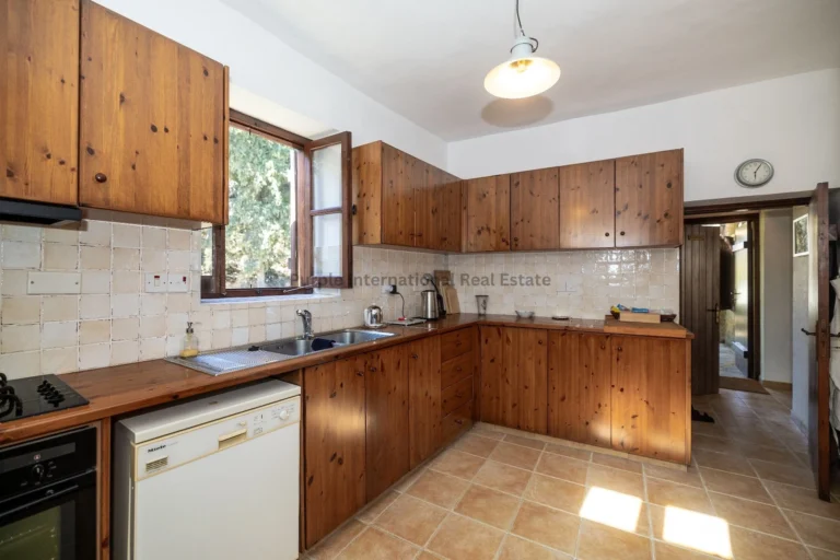 2 Bedroom House for Sale in Tochni, Larnaca District