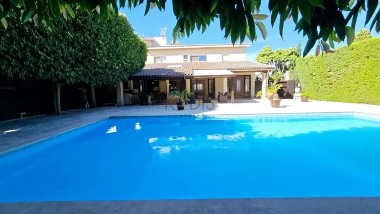 5 Bedroom House for Sale in Limassol – Kapsalos
