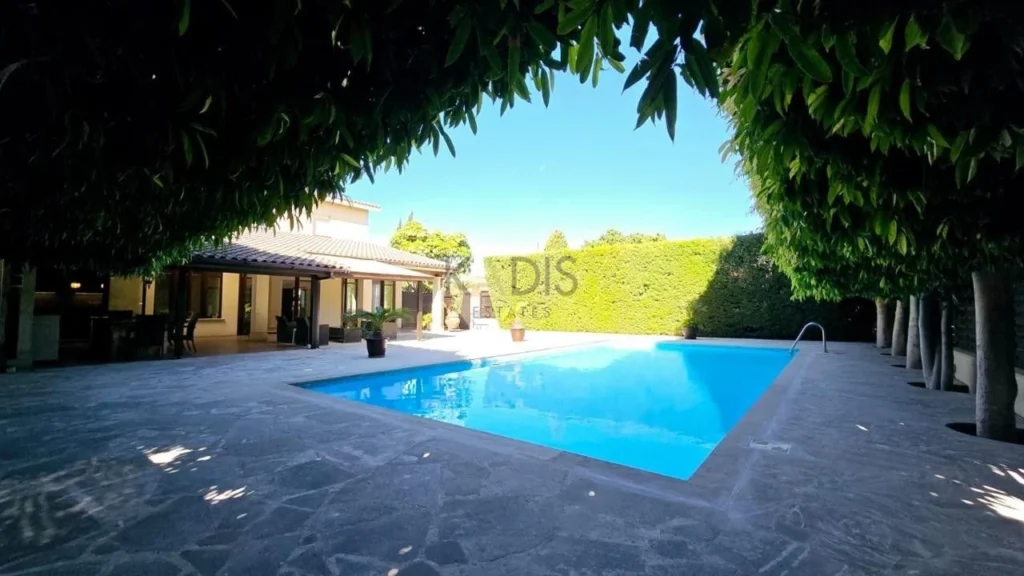 5 Bedroom House for Sale in Limassol – Kapsalos