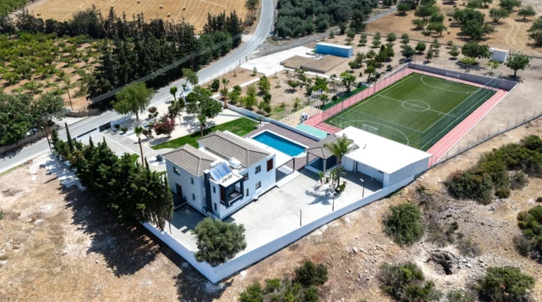5 Bedroom House for Sale in Kouklia, Paphos District