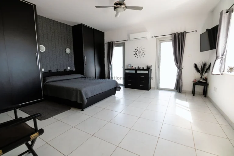 5 Bedroom House for Sale in Paralimni, Famagusta District