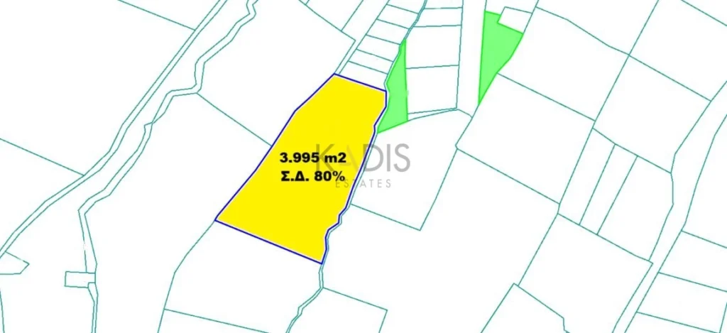 3,995m² Plot for Sale in Nicosia District