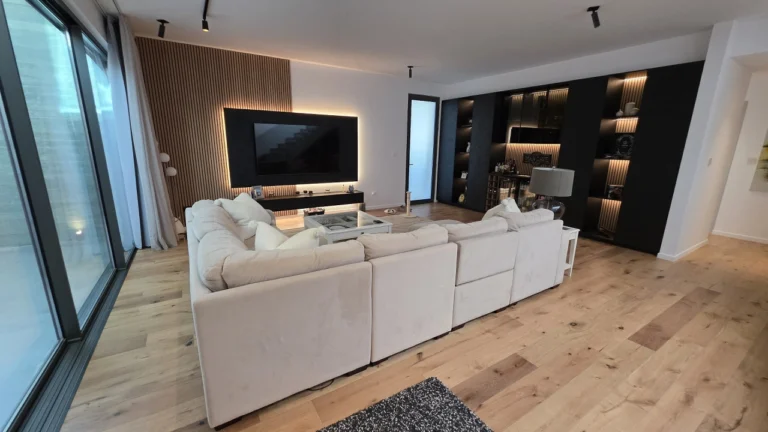 5 Bedroom House for Sale in Armou, Paphos District