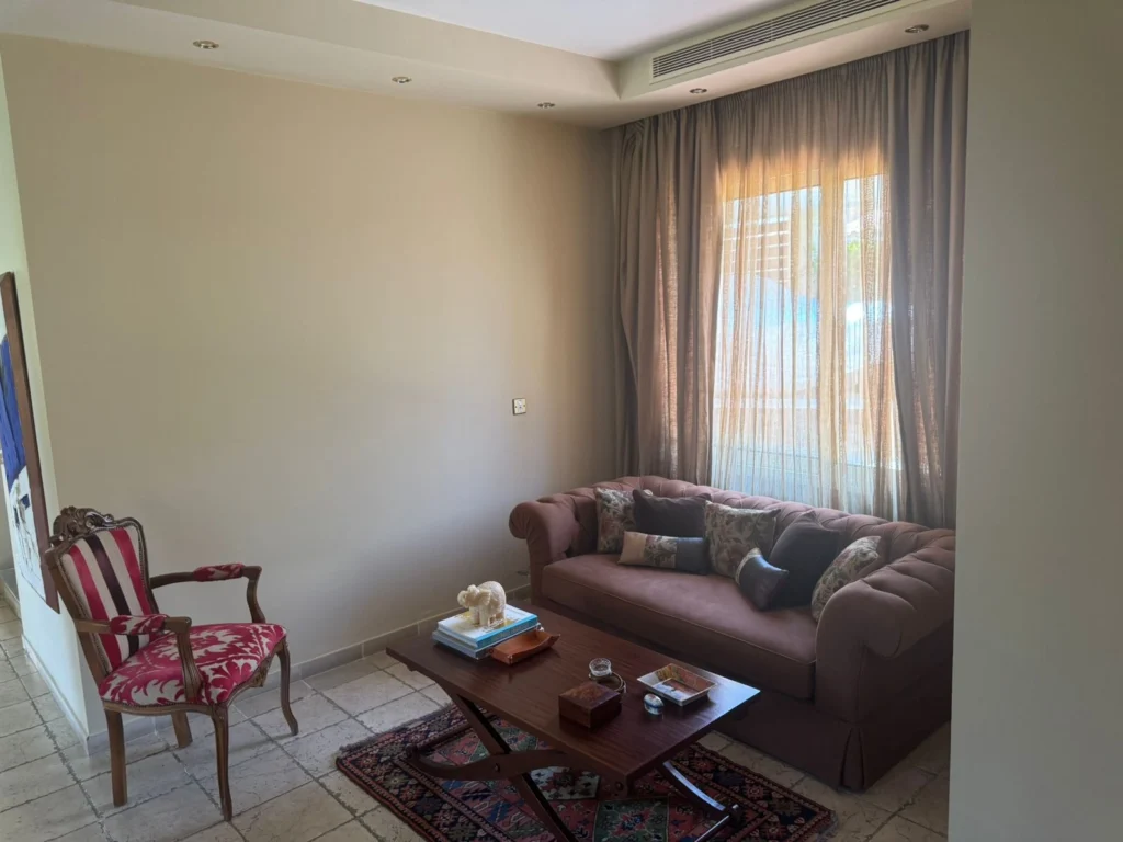 3 Bedroom House for Sale in Limassol – Mesa Geitonia
