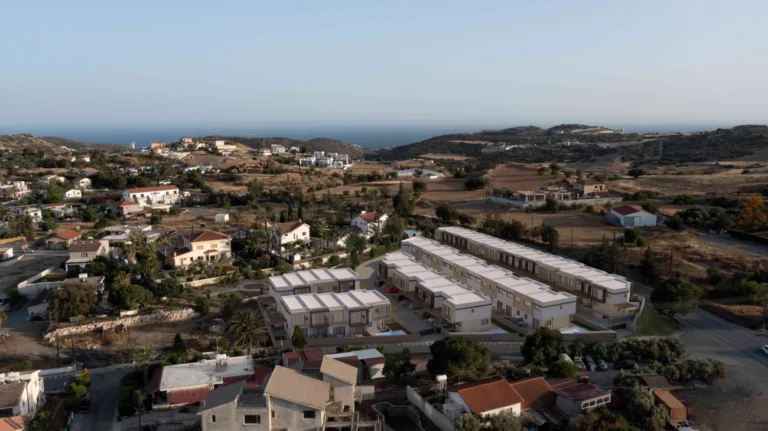 Cheap Houses and Villas for Sale Limassol up to 300000 euro