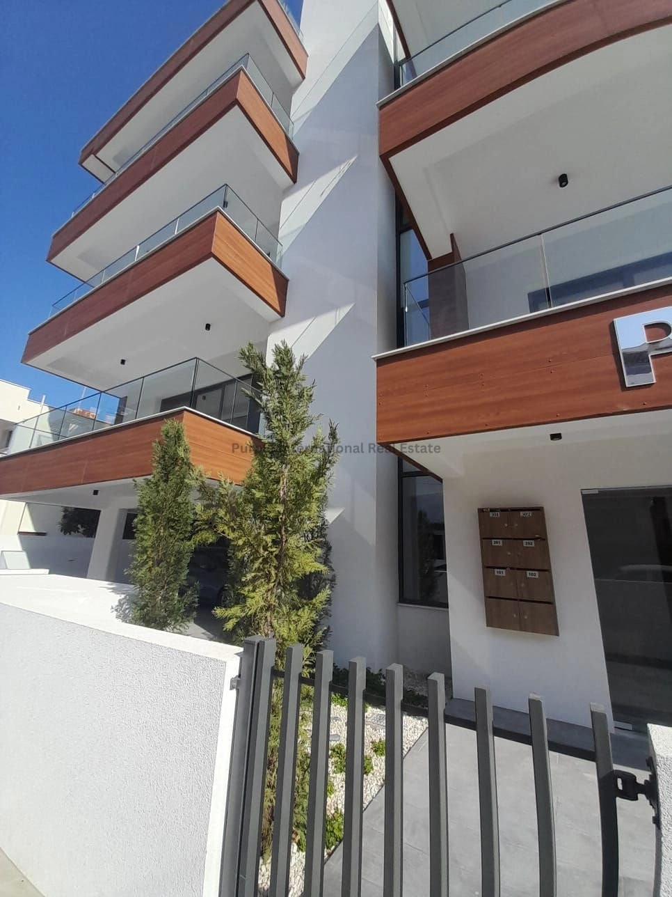 2 Bedroom Apartment for Rent in Limassol – Mesa Geitonia