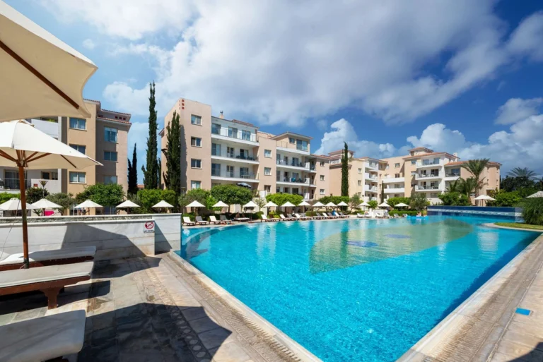 2 Bedroom Apartment for Sale in Paphos – Universal