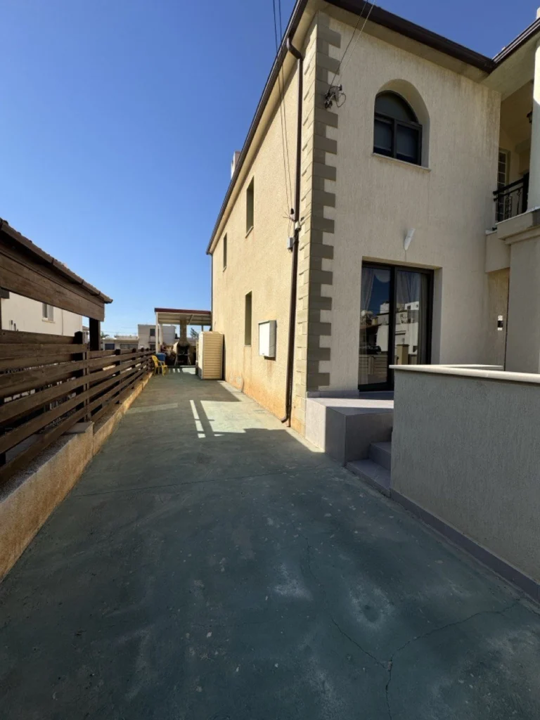 4 Bedroom House for Rent in Ypsonas, Limassol District