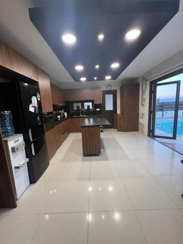 3 Bedroom House for Sale in Akrotiri, Limassol District