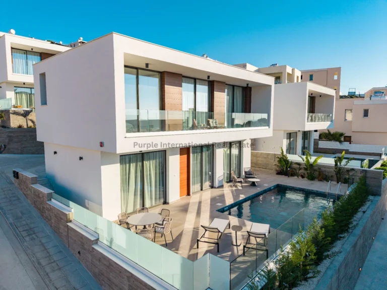 3 Bedroom House for Sale in Chlorakas, Paphos District
