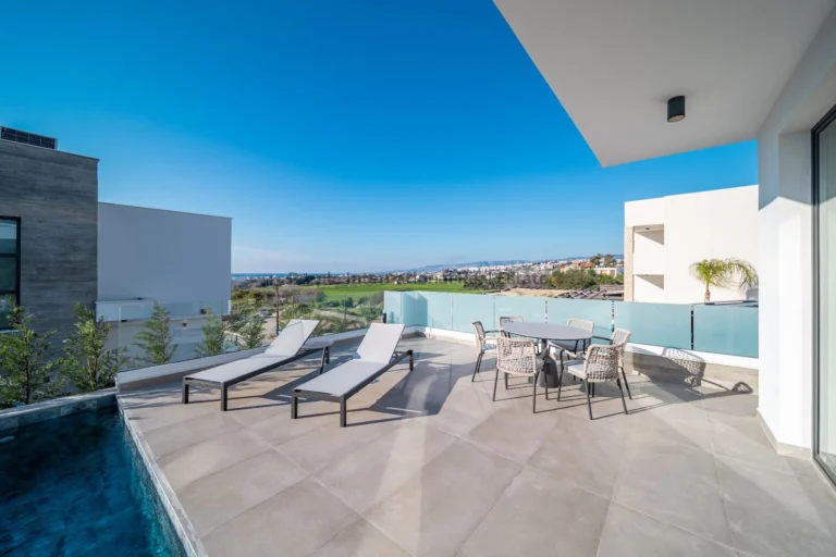 3 Bedroom House for Sale in Chlorakas, Paphos District