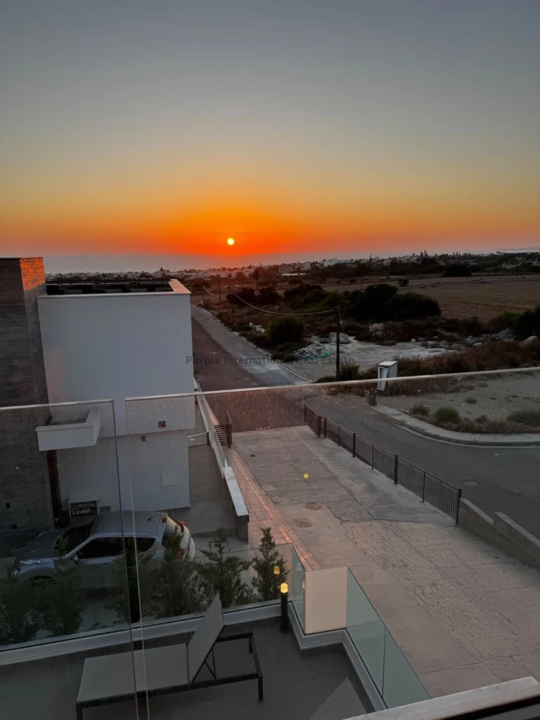 3 Bedroom House for Sale in Chlorakas, Paphos District