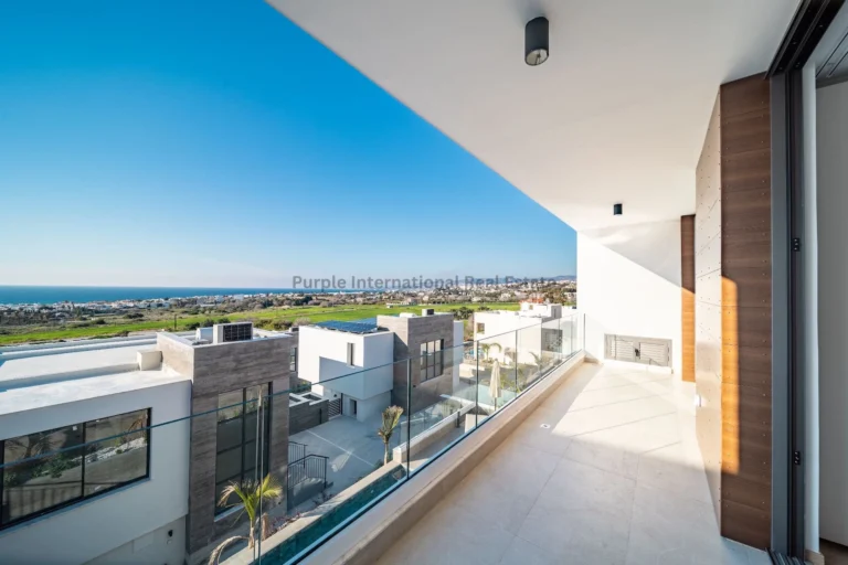 3 Bedroom House for Sale in Chlorakas, Paphos District