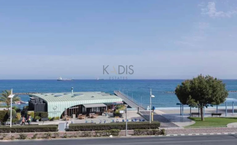 1072m² Building for Sale in Limassol – Neapolis