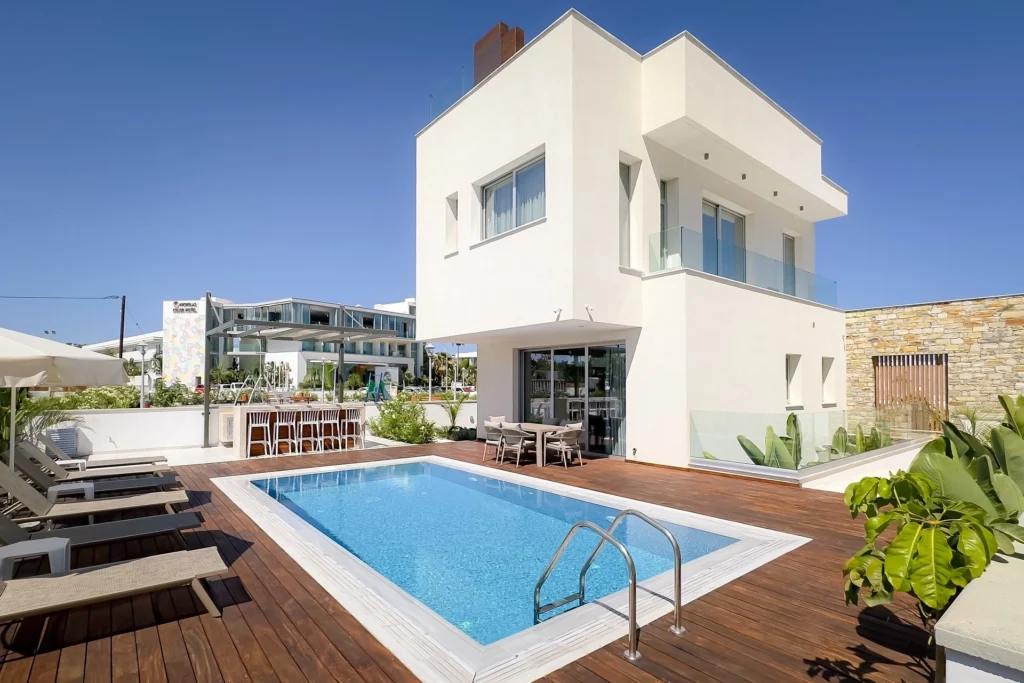4 Bedroom House for Sale in Famagusta – Agia Napa