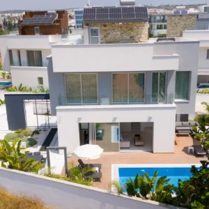 4 Bedroom House for Sale in Famagusta – Agia Napa