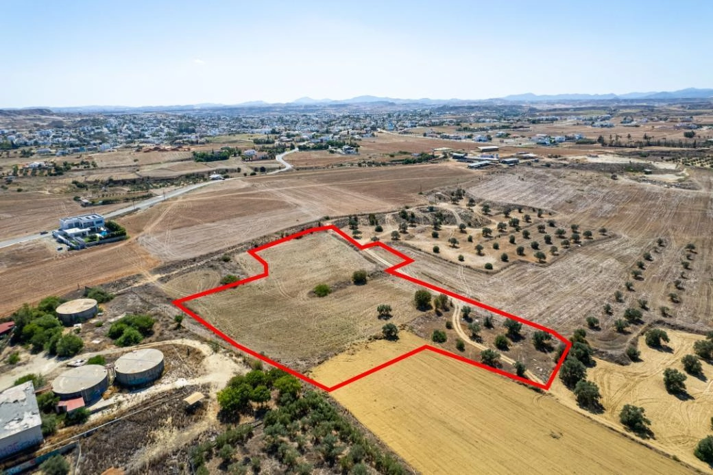 12,607m² Plot for Sale in Lakatamia, Nicosia District
