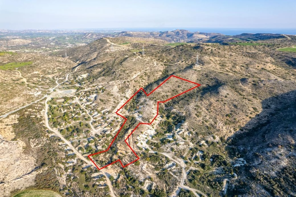 19,399m² Plot for Sale in Choirokoitia, Larnaca District