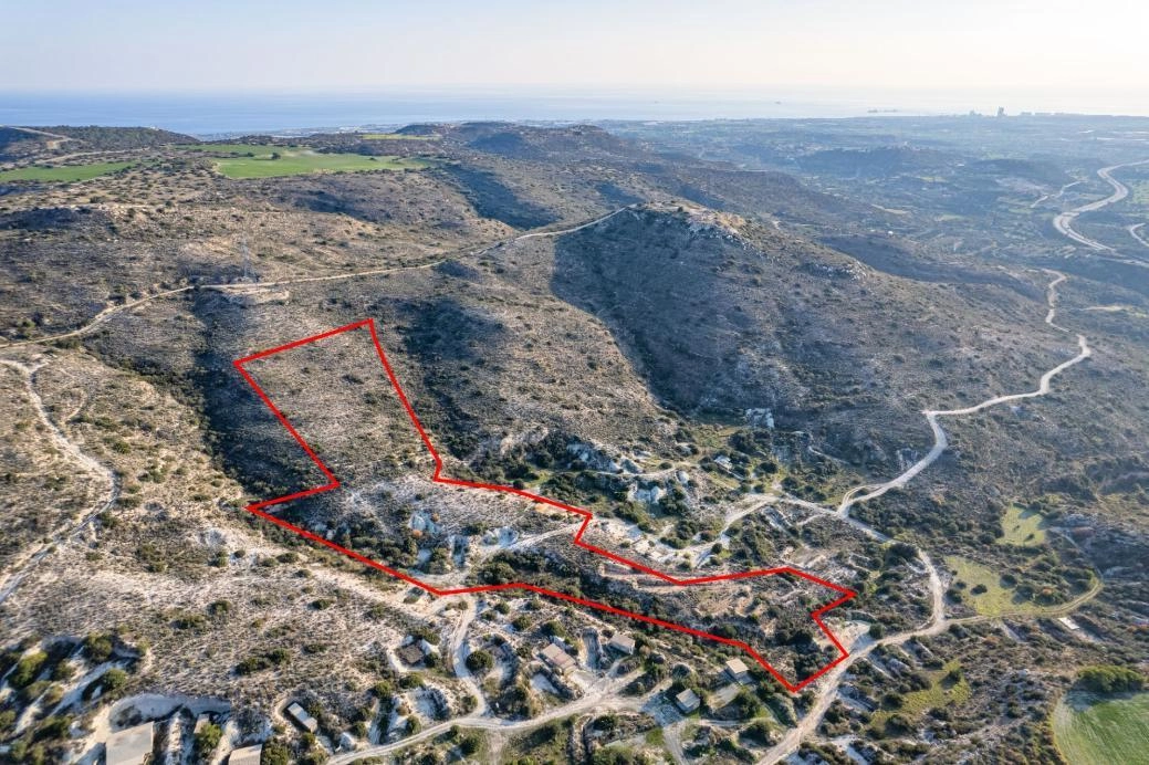 19,399m² Plot for Sale in Choirokoitia, Larnaca District