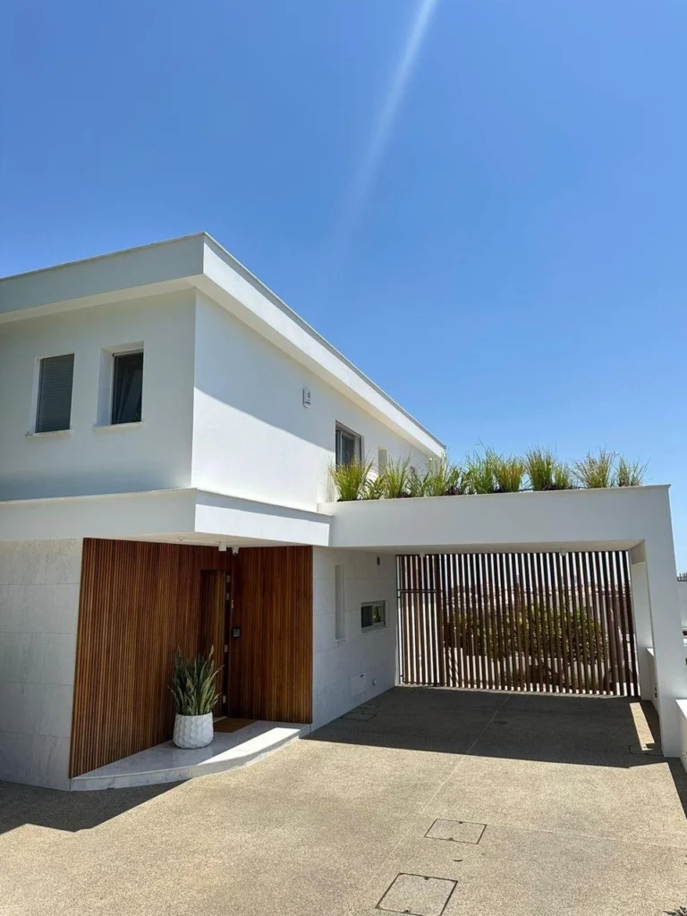 4 Bedroom House for Sale in Limassol – Agios Athanasios