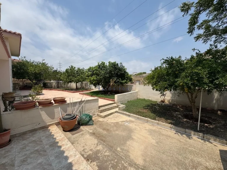 3 Bedroom House for Sale in Oroklini, Larnaca District
