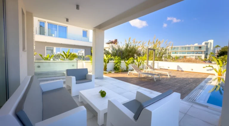 4 Bedroom House for Sale in Famagusta – Agia Napa