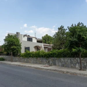 5 Bedroom House for Sale in Engomi, Nicosia District