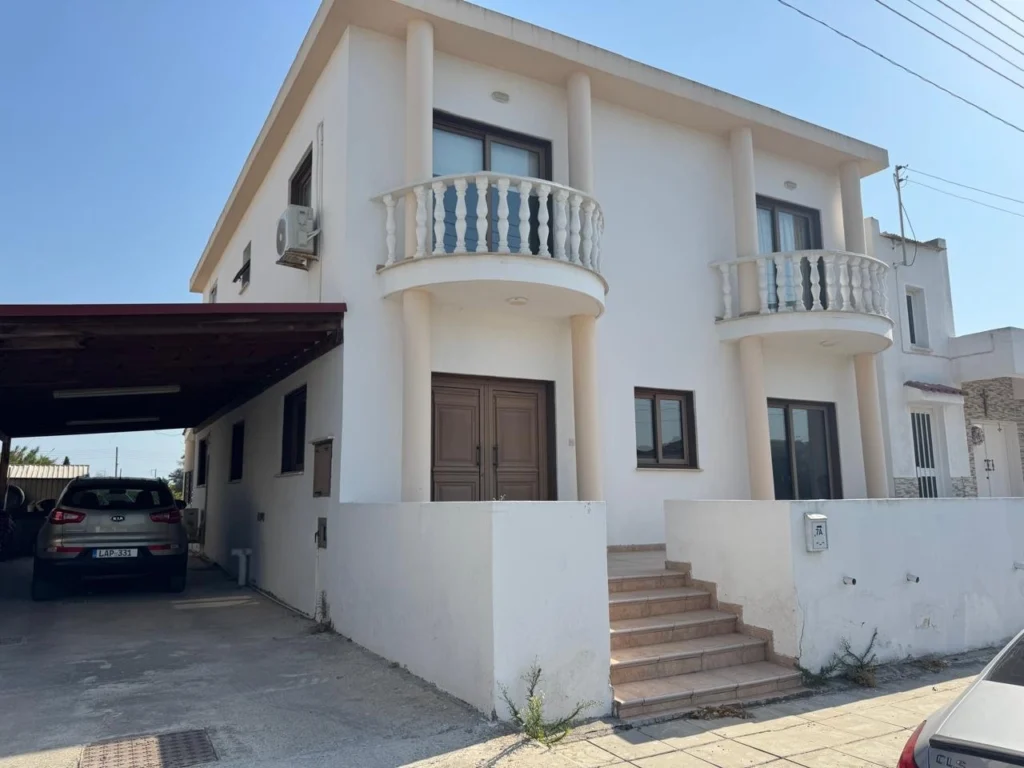 3 Bedroom House for Sale in Livadia Larnakas, Larnaca District