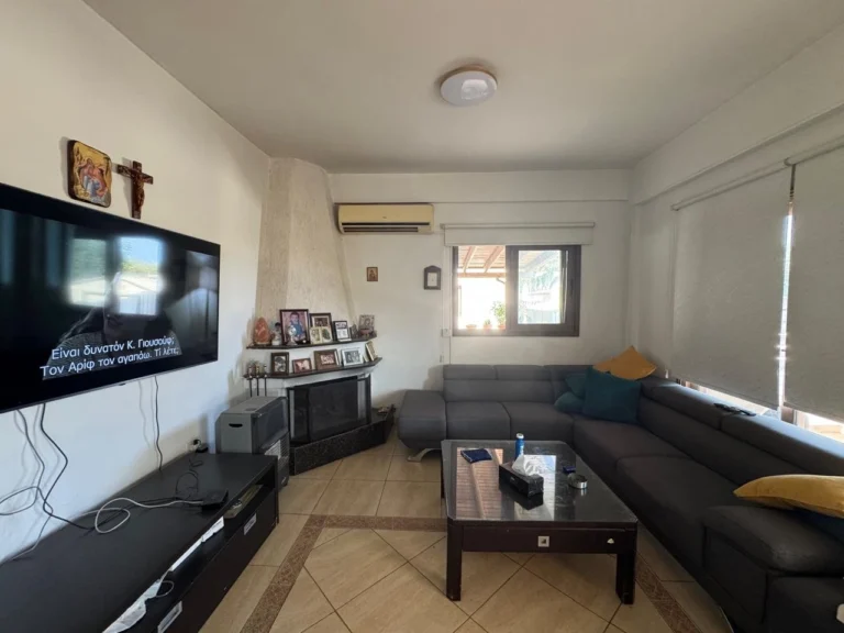 3 Bedroom House for Sale in Livadia Larnakas, Larnaca District