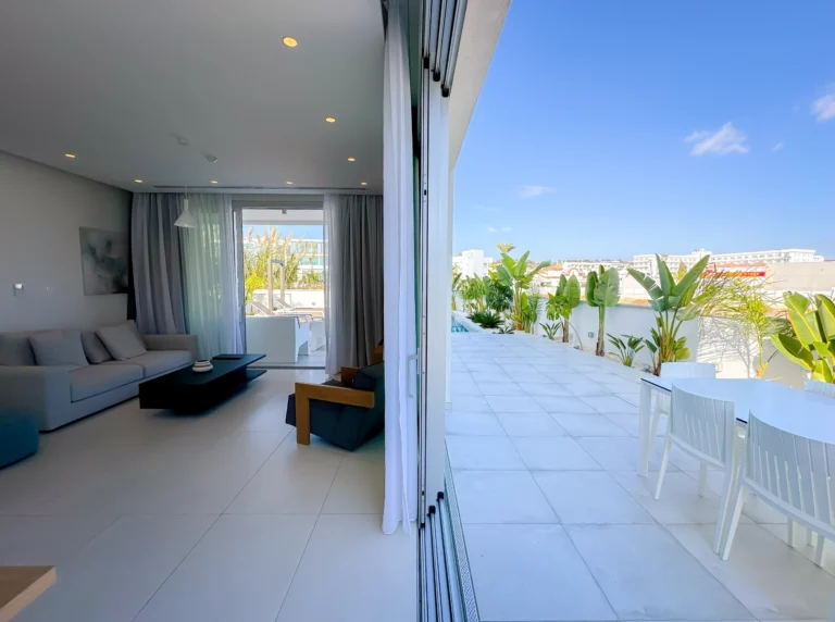 4 Bedroom House for Sale in Famagusta – Agia Napa