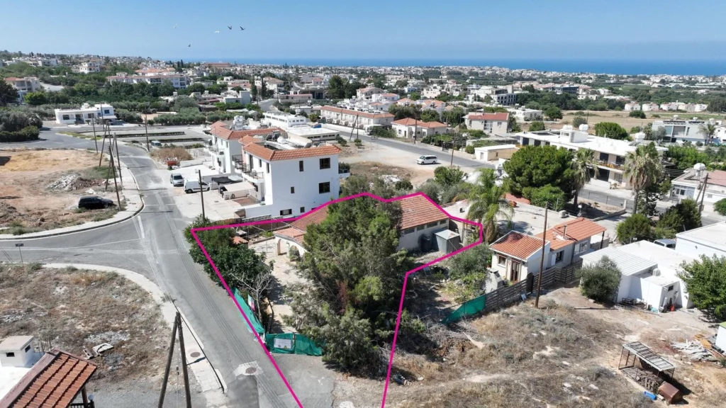 4 Bedroom House for Sale in Paphos – Emba