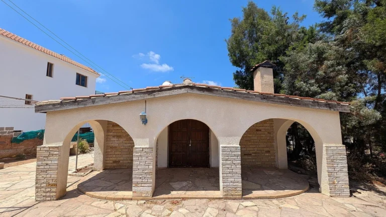 4 Bedroom House for Sale in Paphos – Emba