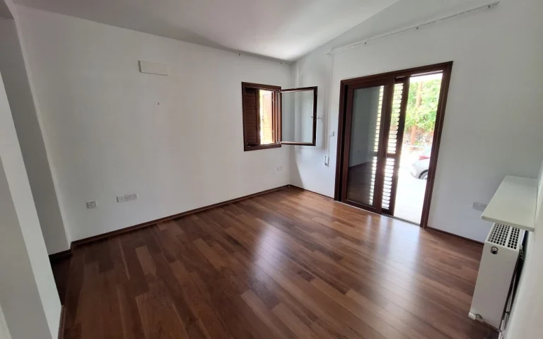 5 Bedroom House for Sale in Kakopetria, Nicosia District