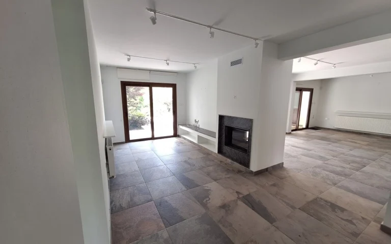 5 Bedroom House for Sale in Kakopetria, Nicosia District