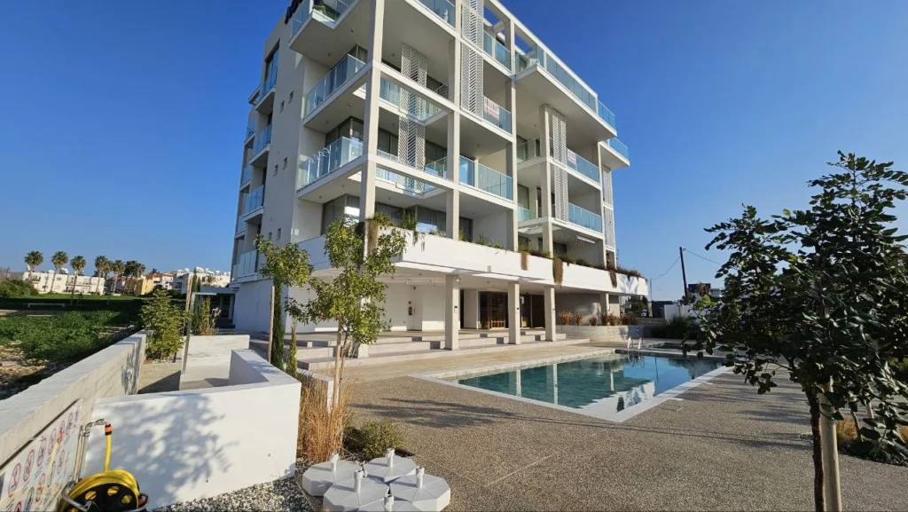 2 Bedroom Apartment for Sale in Tombs Of the Kings, Paphos District