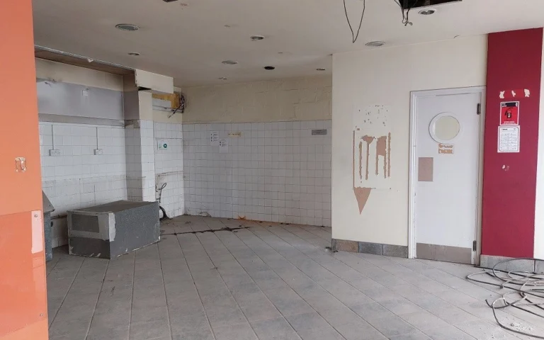 264m² Commercial for Sale in Agioi Omologites, Nicosia District