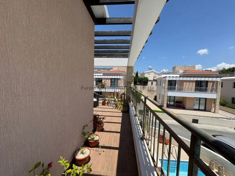 3 Bedroom House for Sale in Peyia, Paphos District