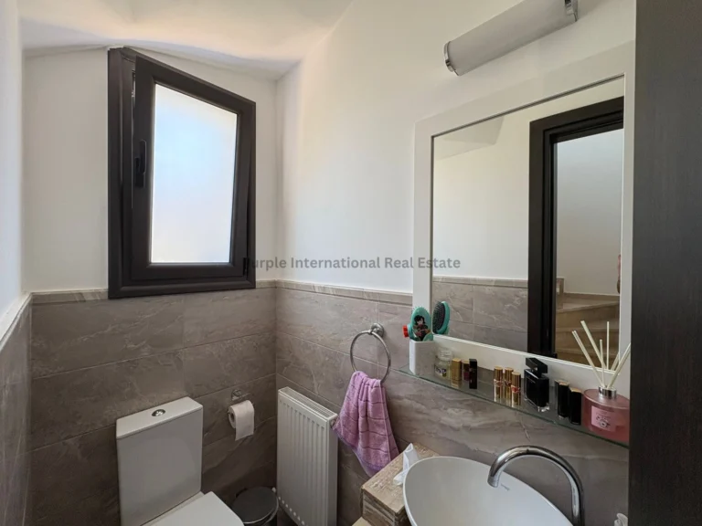 3 Bedroom House for Sale in Peyia, Paphos District