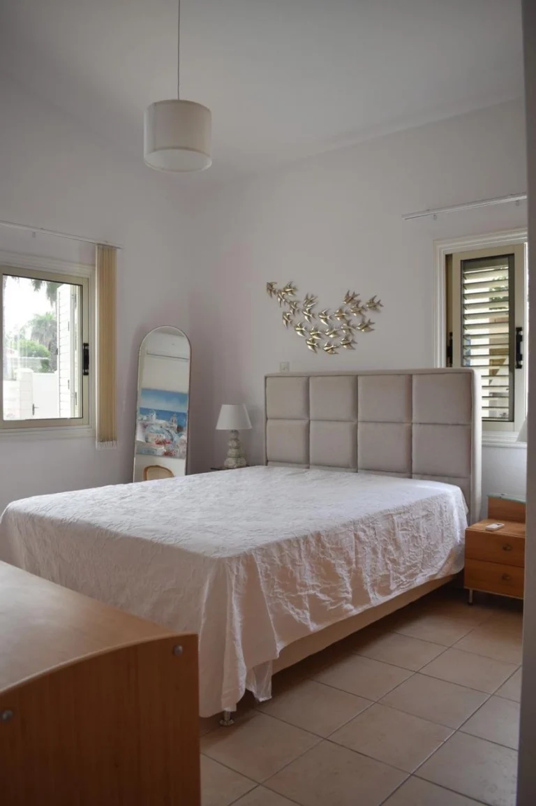 3 Bedroom House for Sale in Meneou, Larnaca District