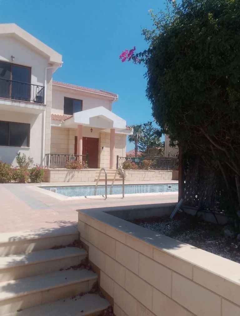 4 Bedroom House for Sale in Mouttagiaka, Limassol District