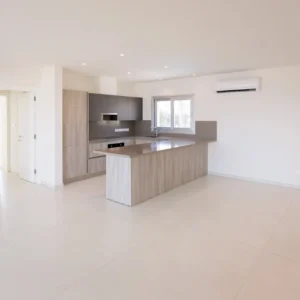 2 Bedroom Apartment for Rent in Germasogeia, Limassol District