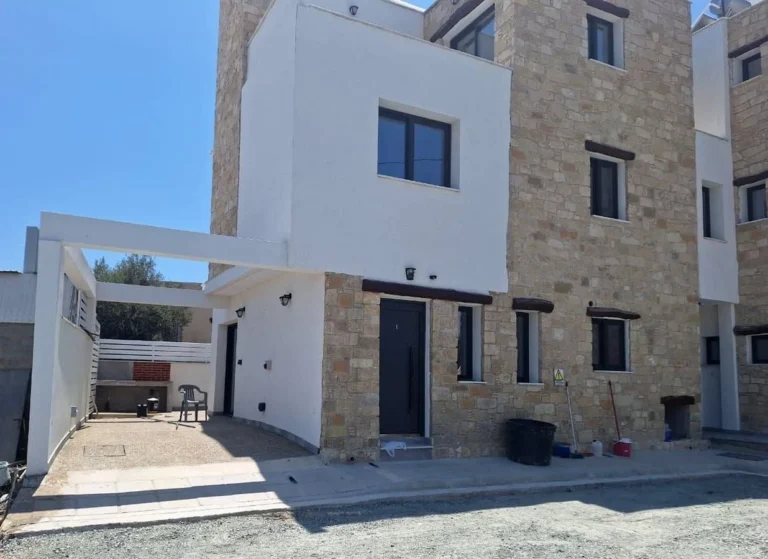 3 Bedroom House for Sale in Pyrgos Lemesou, Limassol District