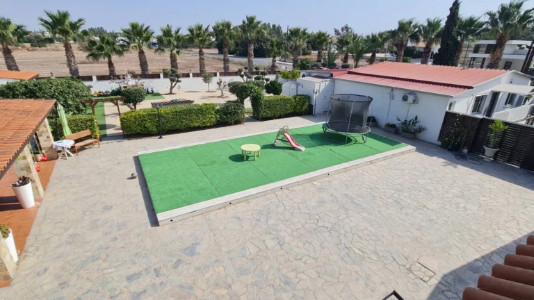 6+ Bedroom House for Sale in Kiti, Larnaca District