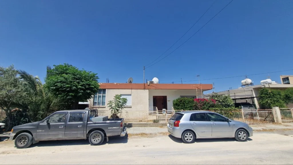 604m² Plot for Sale in Agios Dometios – Agios Georgios, Nicosia District