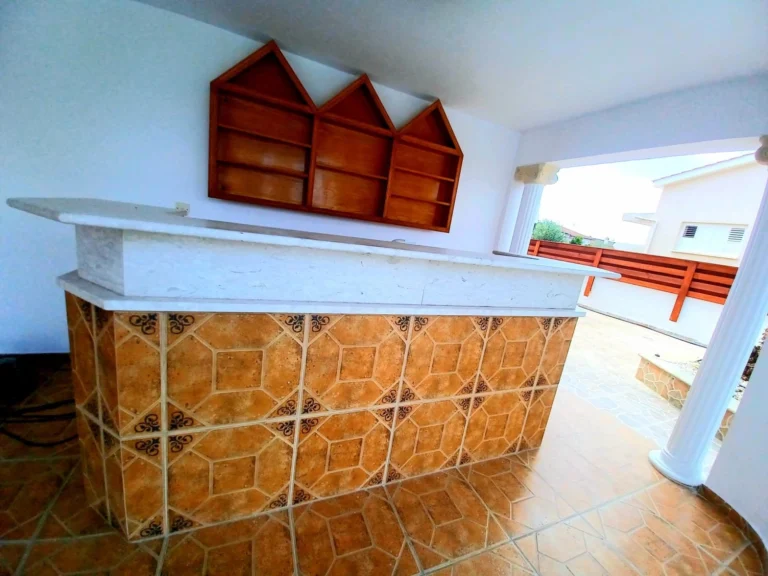 4 Bedroom House for Rent in Konia, Paphos District